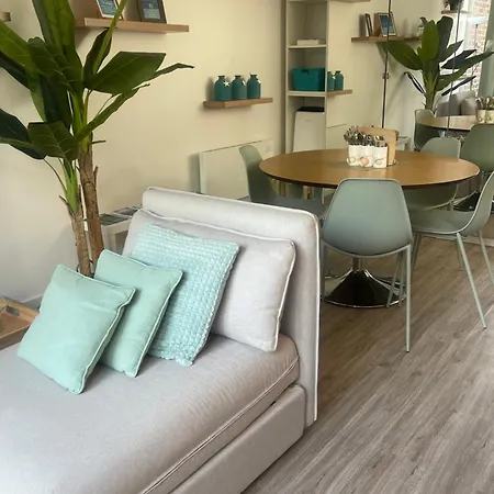 Coester - Knusse Met Tuin *