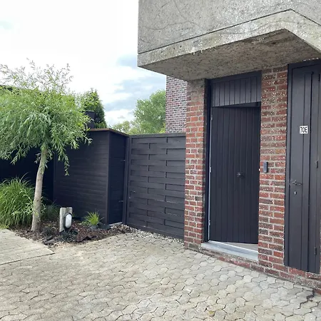 Coester - Knusse Met Tuin Apartament Nieuwpoort